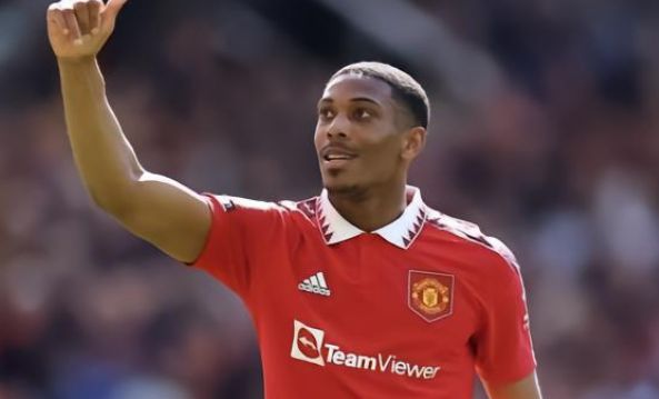 勢時展現出 勢時展現出